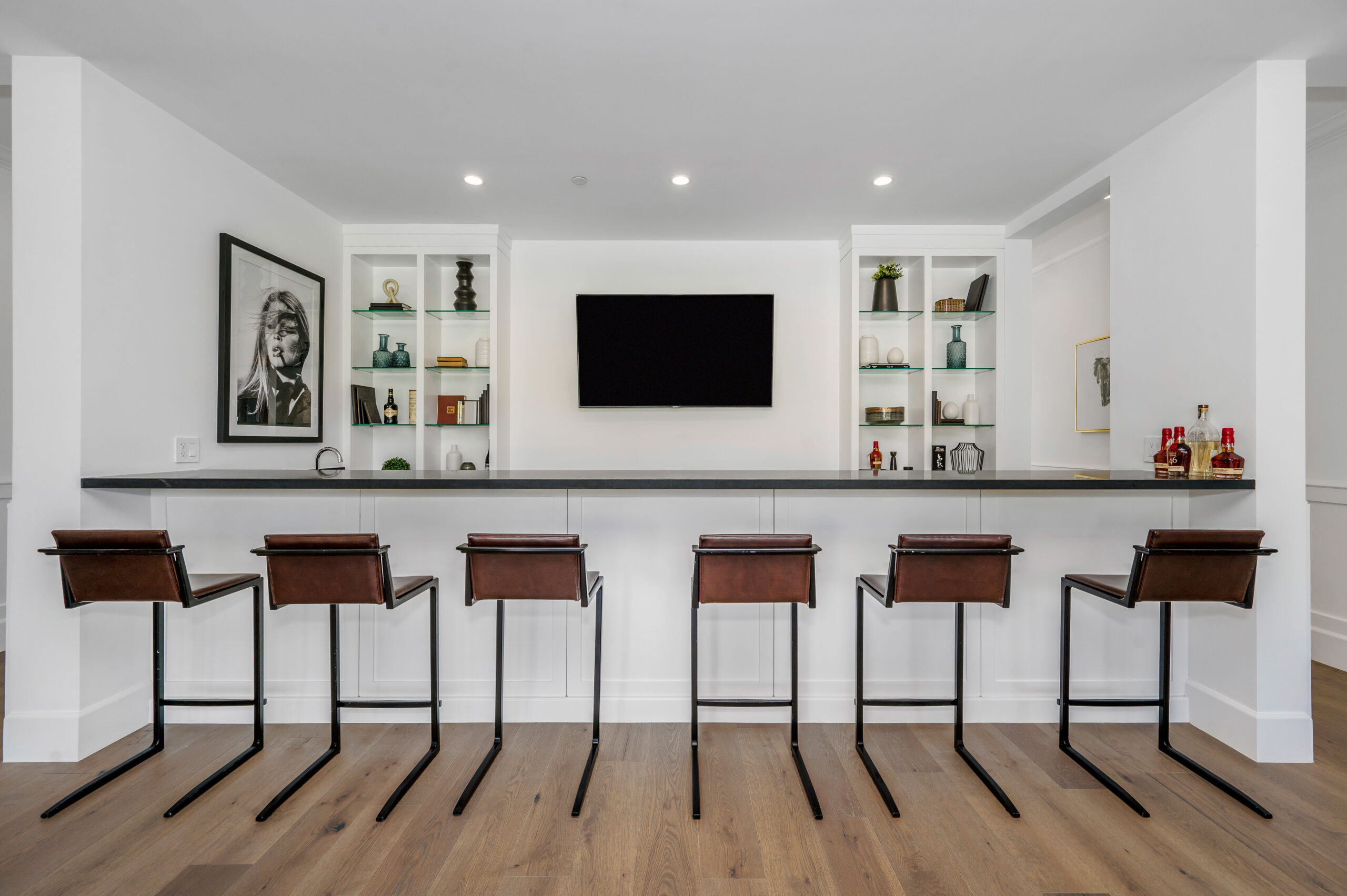Luxury custom home construction in Los Angeles by JB Builders